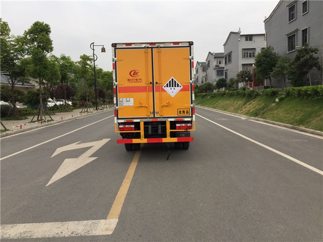 國六東風多利卡氣體廂式運輸車