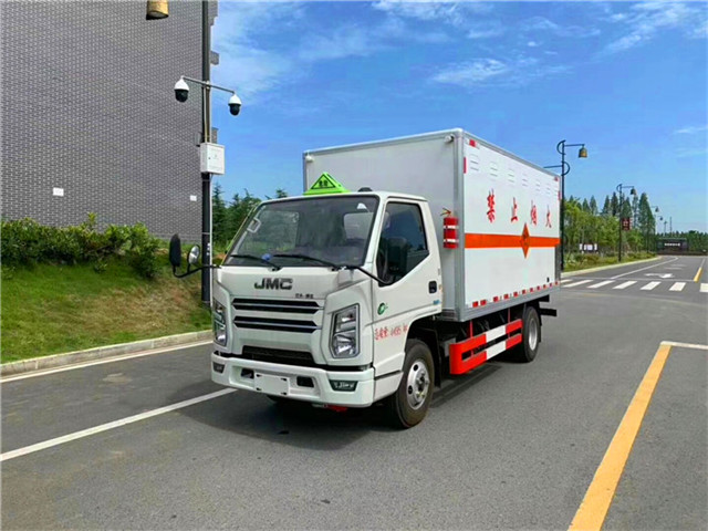 國六江鈴藍牌氣體廂式運輸車
