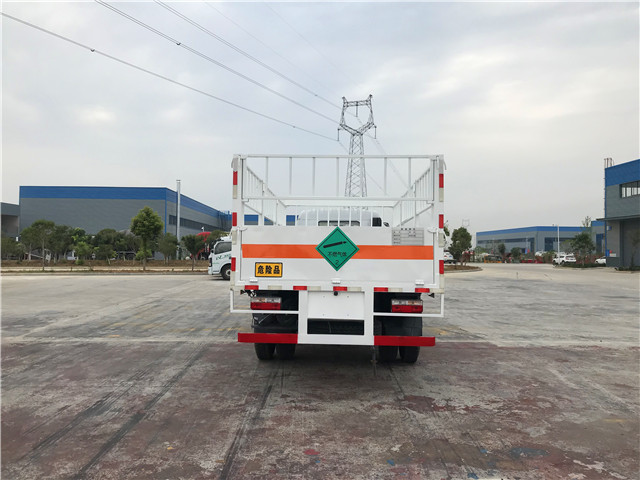 國六東風多利卡氣瓶運輸車