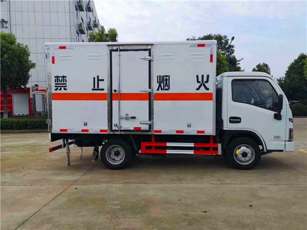 國六躍進(jìn)小福星氣體廂式運輸車